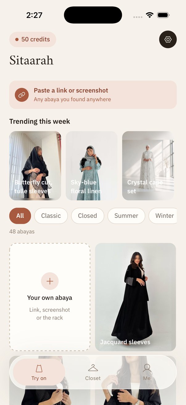 معرض التطبيق: العبايات الرائجة، رصيدكِ، وشريط لصق الرابط